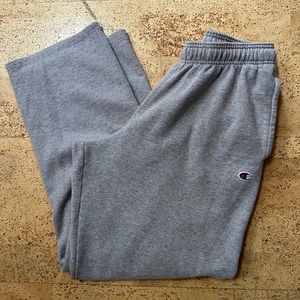 Men’s Champion Sweatpants EUC Size Large